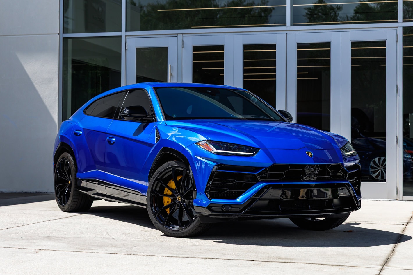 2022 Lamborghini Urus Base