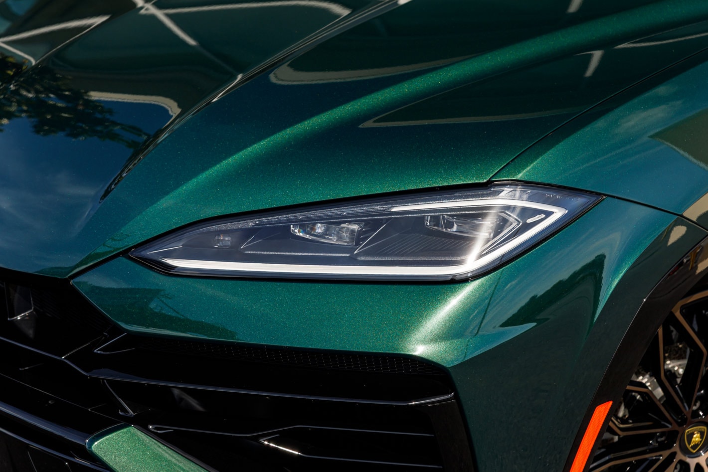 Used 2025 Lamborghini Urus SE with VIN ZPBUD6ZL9SLA39704 for sale in Orlando, FL