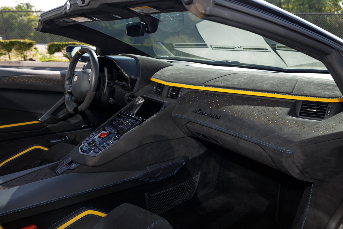 2022 Lamborghini Aventador Ultimae - Photo 14