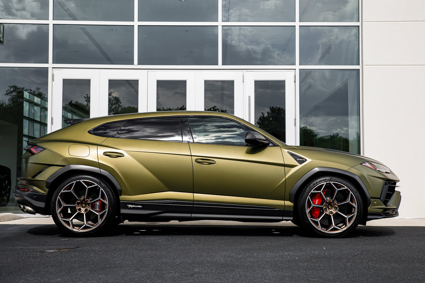 2024 Lamborghini Urus Performante - Photo 34