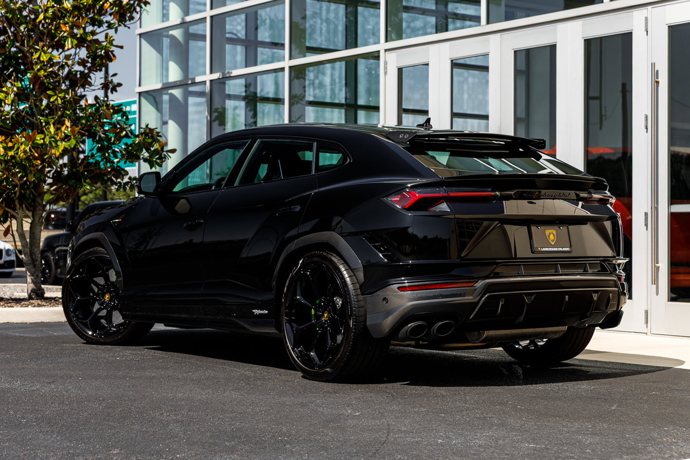 2024 Lamborghini Urus Performante - Photo 12