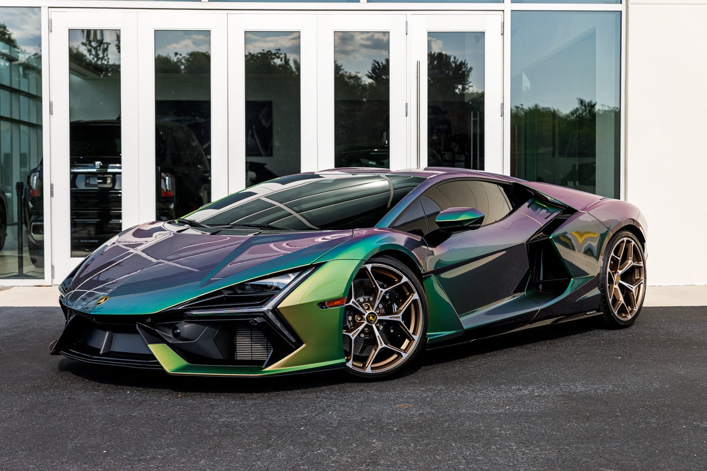 2024 Lamborghini Revuelto Base - Photo 21