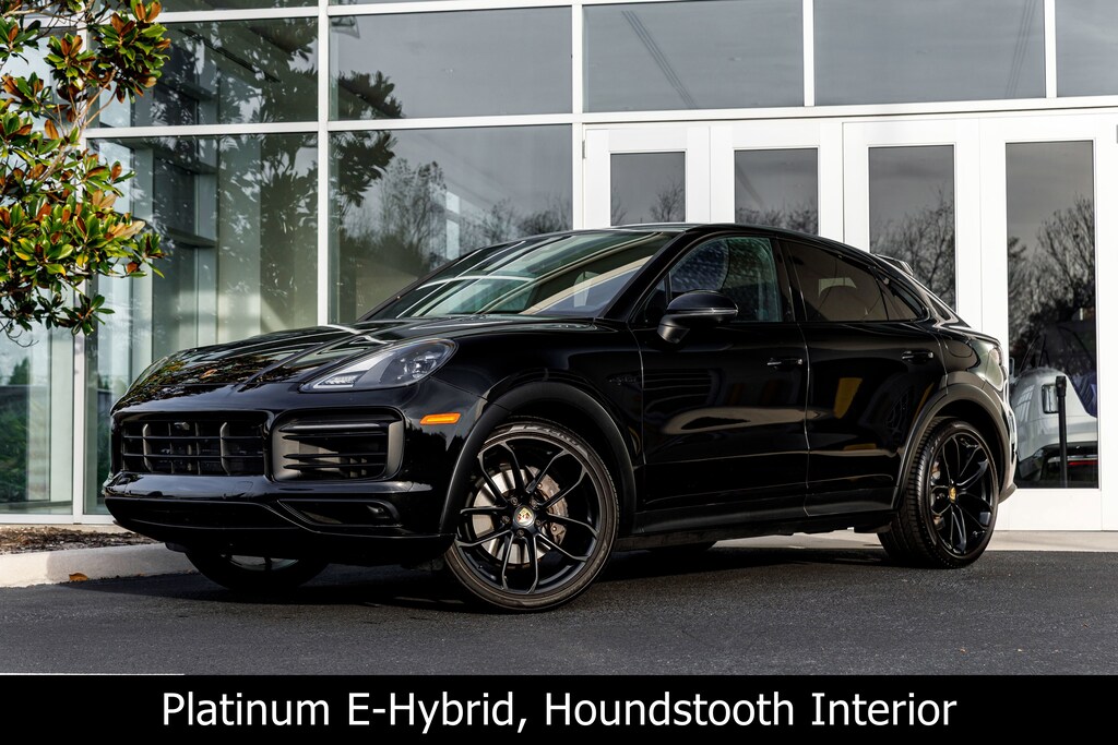 Used 2023 Porsche Cayenne Platinum Edition SUV