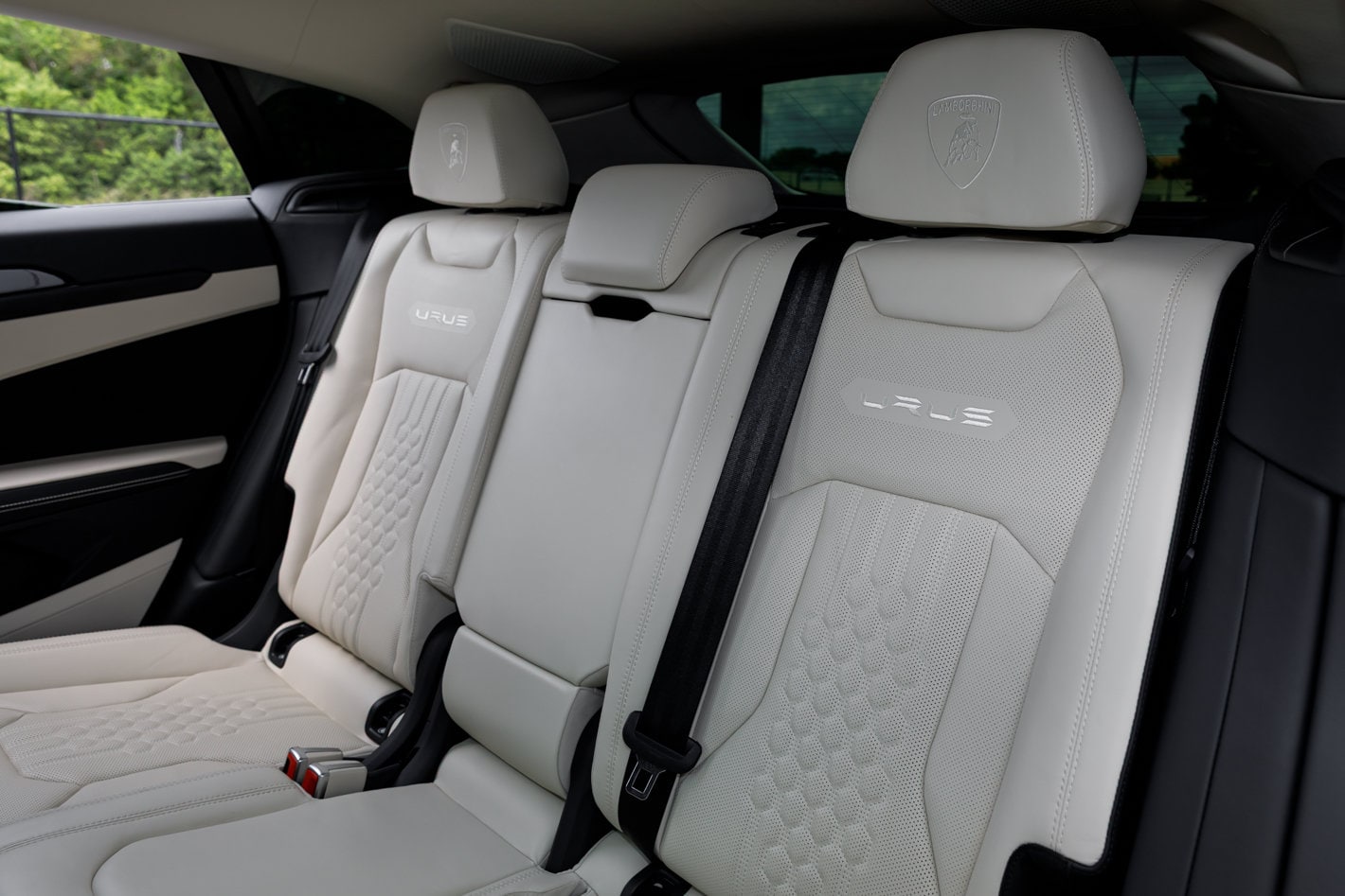 2024 Lamborghini Urus S - Photo 39