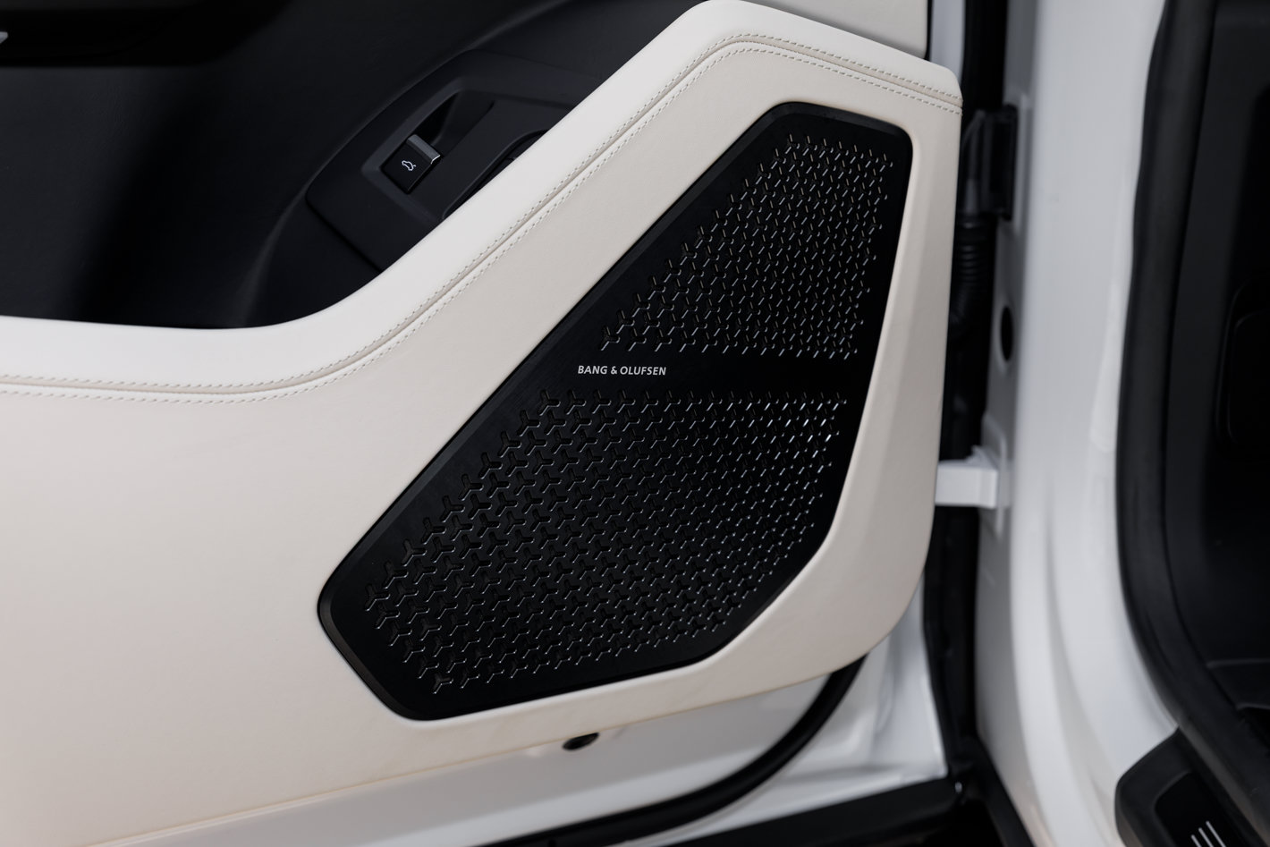 2024 Lamborghini Urus S - Photo 26