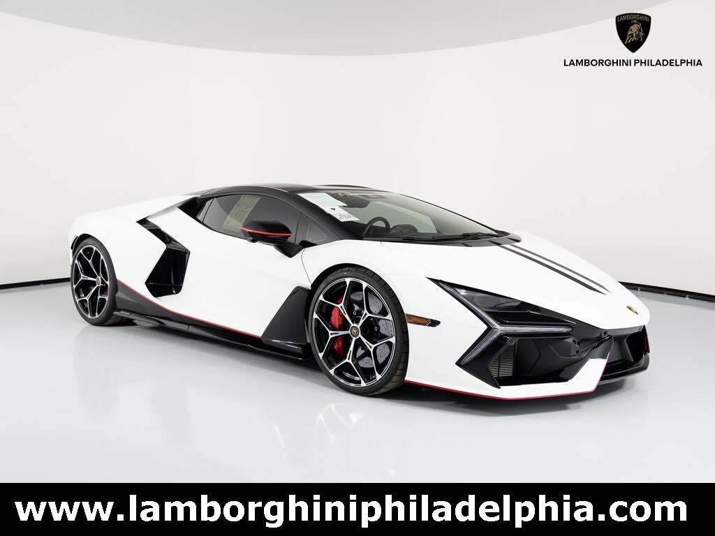 2024 Lamborghini Revuelto photo 3