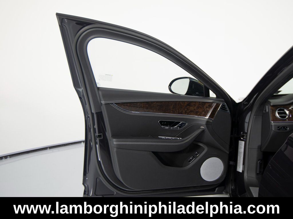 2024 Bentley Flying Spur Mulliner - Photo 12
