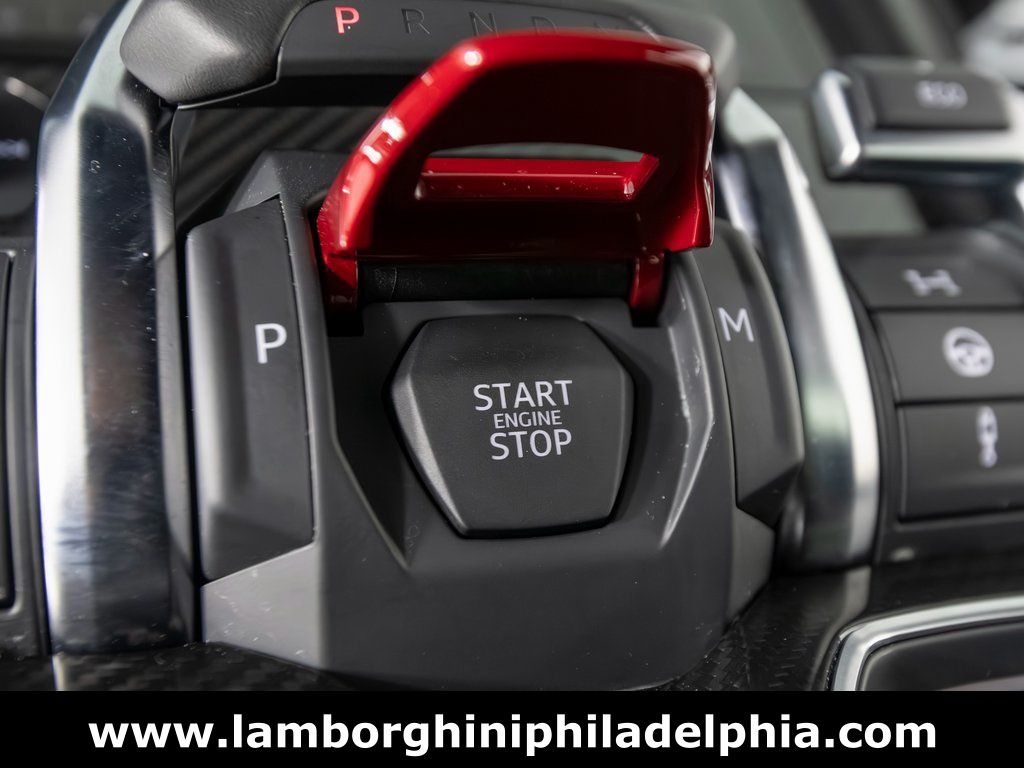 2024 Lamborghini Urus Performante - Photo 26