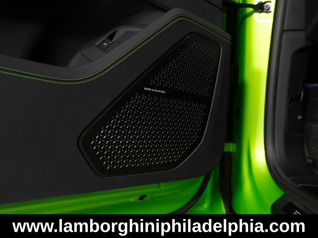 2023 Lamborghini Urus S - Photo 14