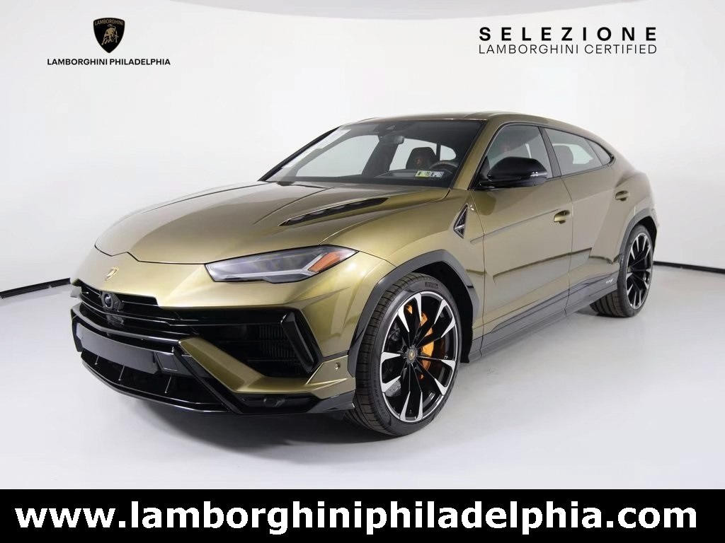 2024 Lamborghini Urus S's photo