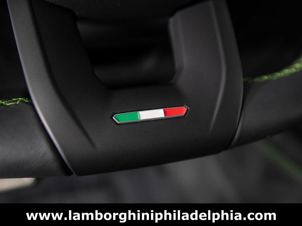 2024 Lamborghini Urus Performante - Photo 19