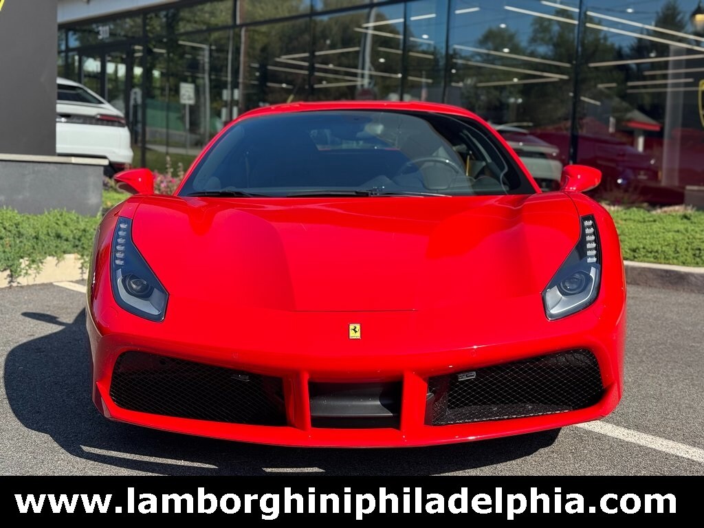 2018 Ferrari 488 GTB photo 2
