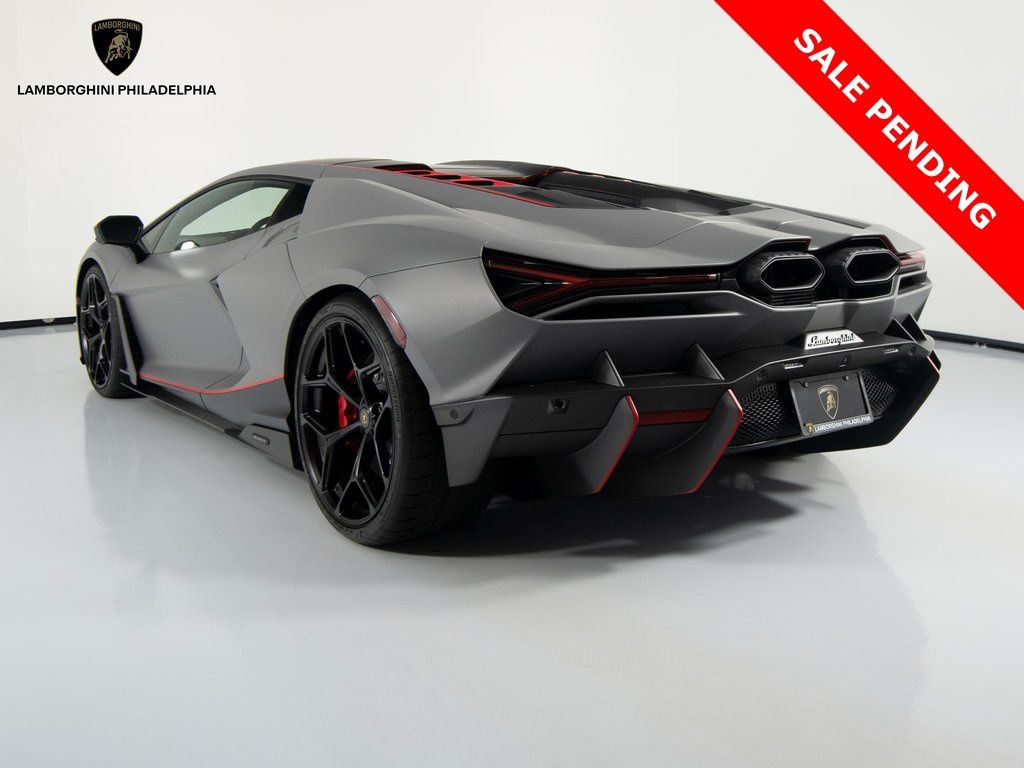 2024 Lamborghini Revuelto Base - Photo 7