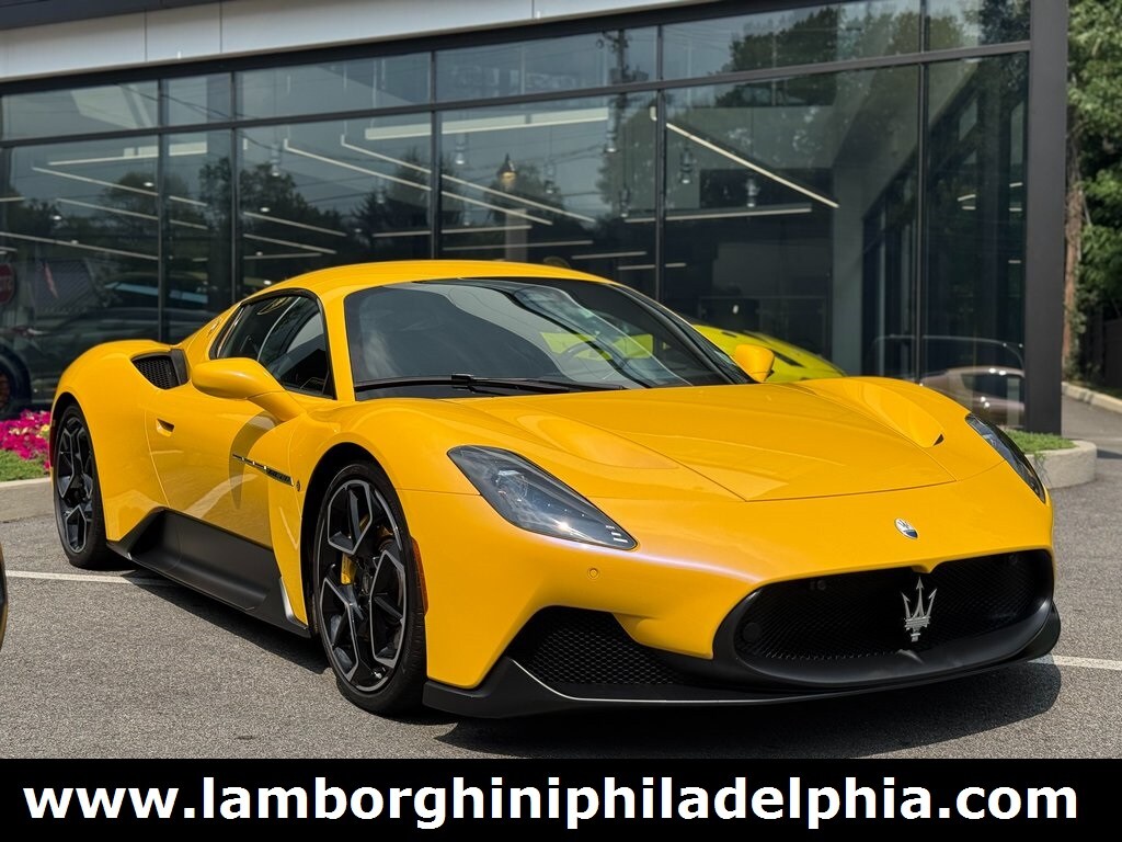 2023 Maserati MC20 Base Coupe photo 4