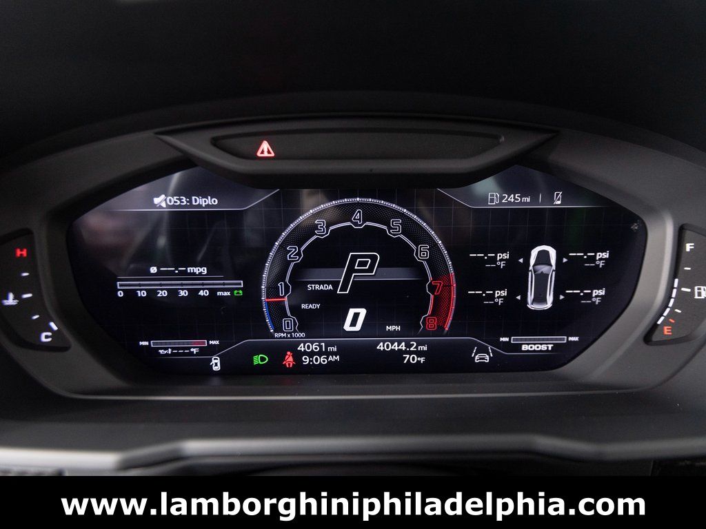 2024 Lamborghini Urus Performante - Photo 18