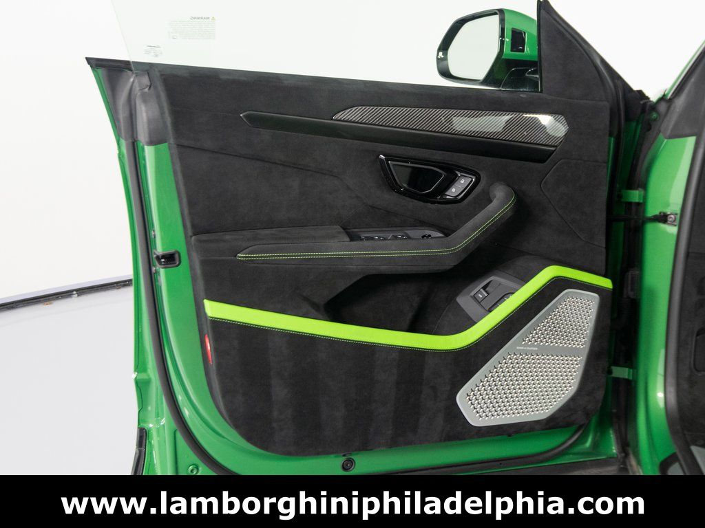 2024 Lamborghini Urus Performante - Photo 13