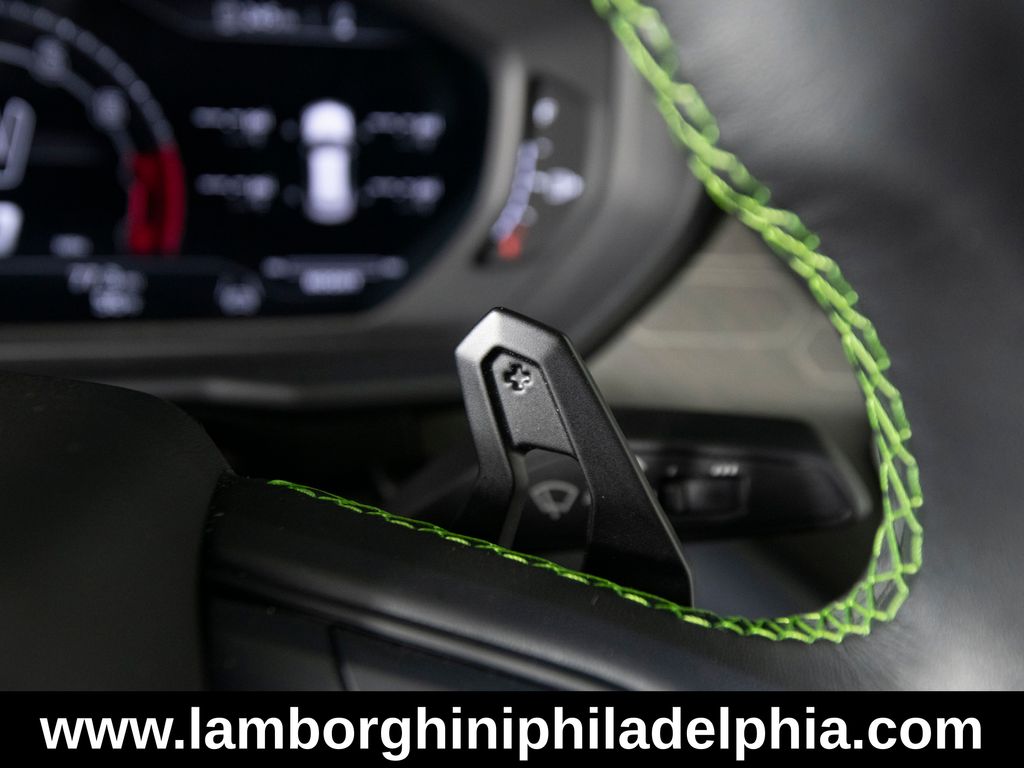 2023 Lamborghini Urus S - Photo 19