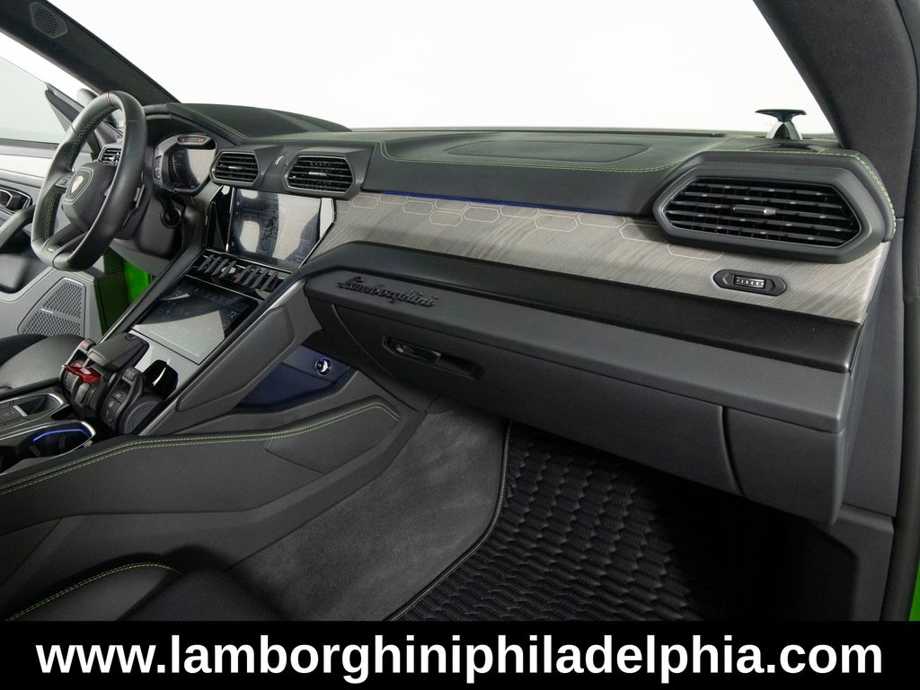 2023 Lamborghini Urus S - Photo 32