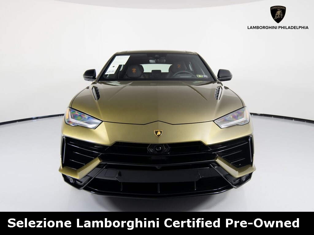 2024 Lamborghini Urus S photo 2