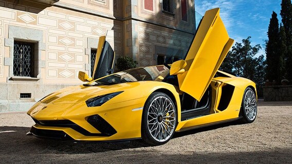 Compare 17 Aventador S Coupe Vs Huracan Spyder Review