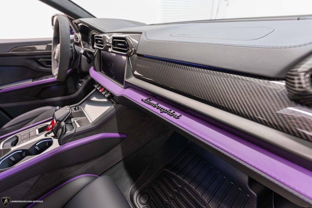 2026 Lamborghini Urus SE - Photo 28