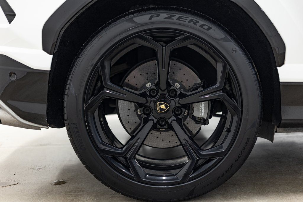 2021 Lamborghini Urus Base - Photo 10