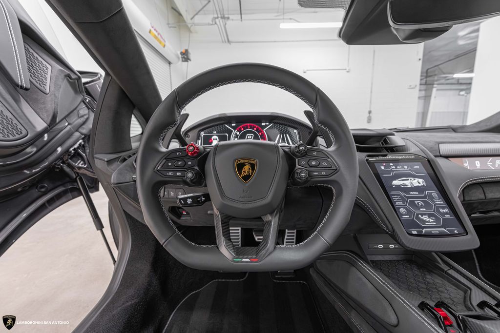 2026 Lamborghini Revuelto Base - Photo 36