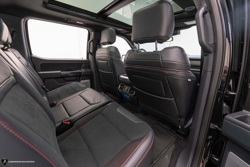2025 Ford F-150 Raptor - Photo 27