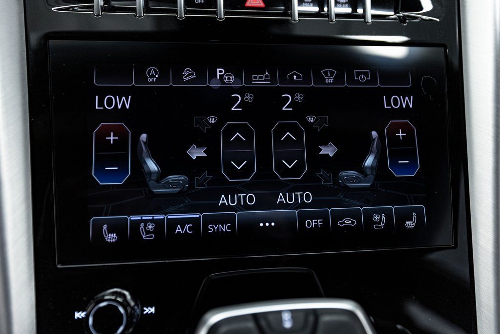 2021 Lamborghini Urus Base - Photo 46