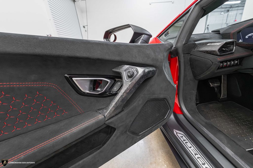 2018 Lamborghini Huracan Performante - Photo 34