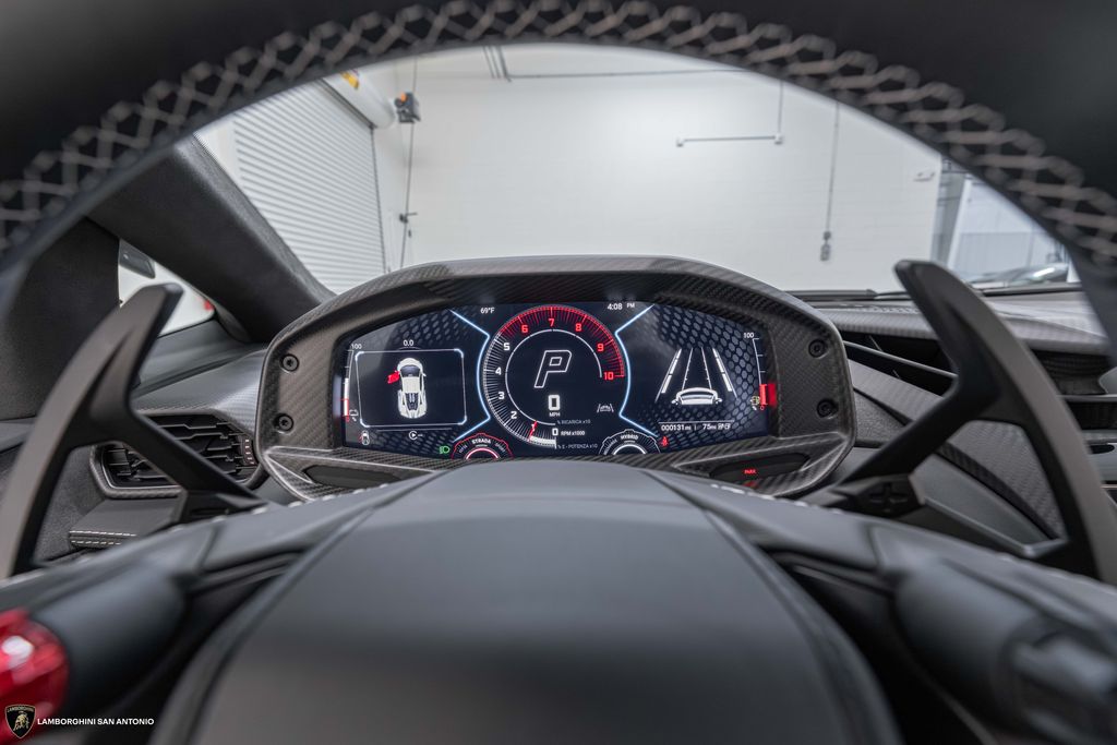 2026 Lamborghini Revuelto Base - Photo 39