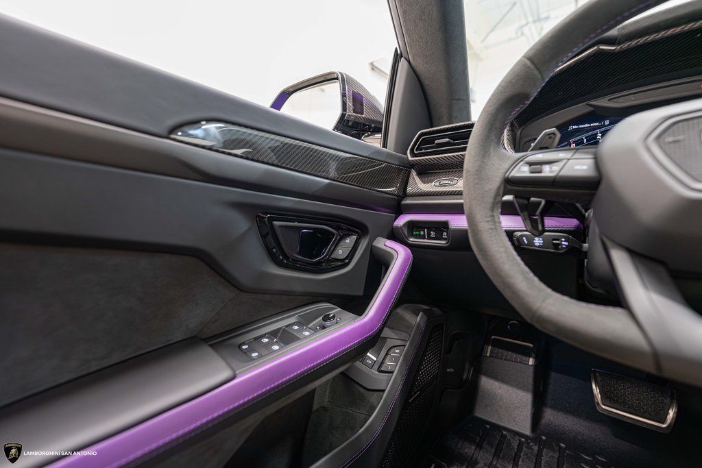 2026 Lamborghini Urus SE - Photo 46