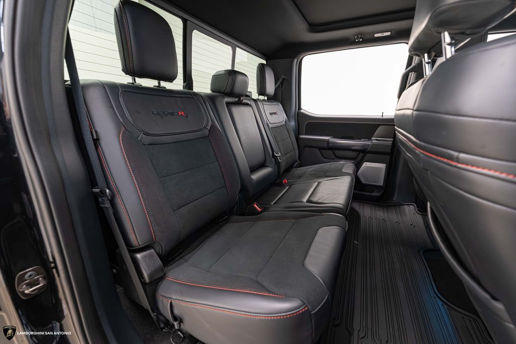2025 Ford F-150 Raptor - Photo 25