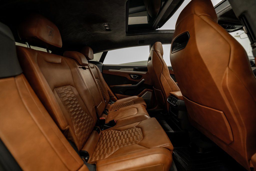 2021 Lamborghini Urus Base - Photo 32