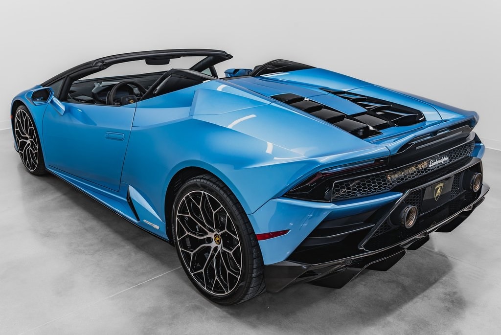 Used 2021 Lamborghini Huracan EVO with VIN ZHWUT5ZF2MLA17054 for sale in Boerne, TX