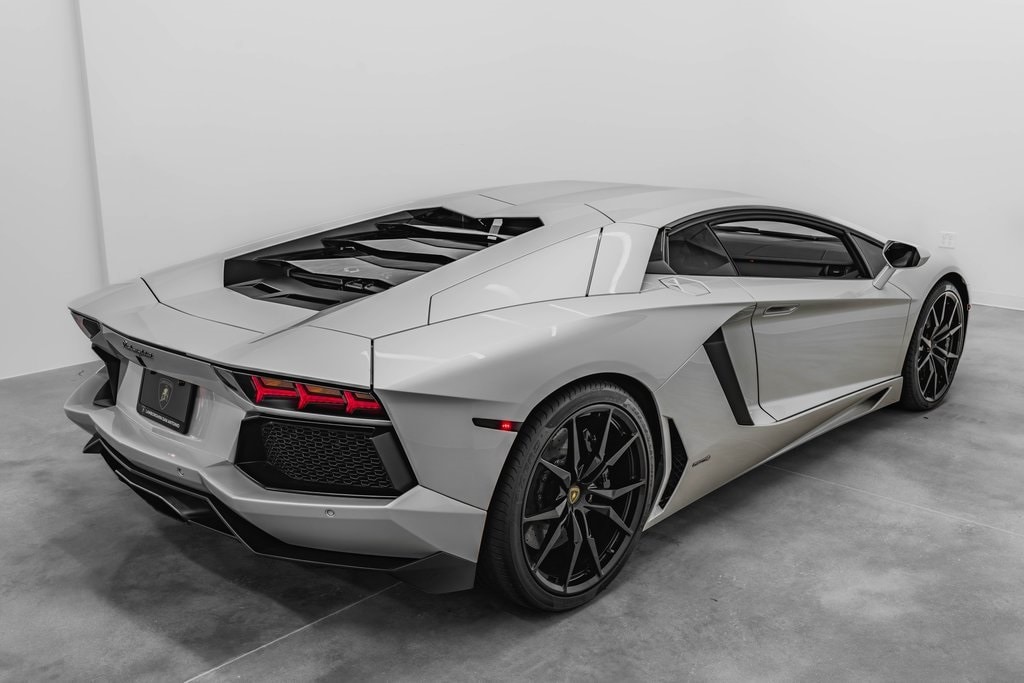 Used 2015 Lamborghini Aventador Base with VIN ZHWUC1ZD1FLA03107 for sale in Boerne, TX