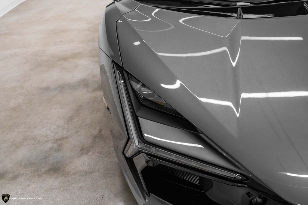 2026 Lamborghini Revuelto Base - Photo 13