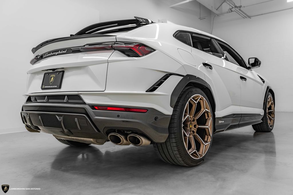 2023 Lamborghini Urus Performante - Photo 21