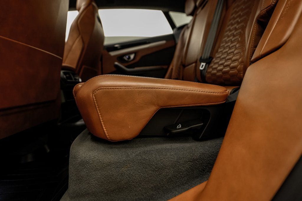 2021 Lamborghini Urus Base - Photo 57