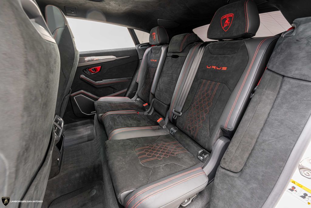 2023 Lamborghini Urus Performante - Photo 25