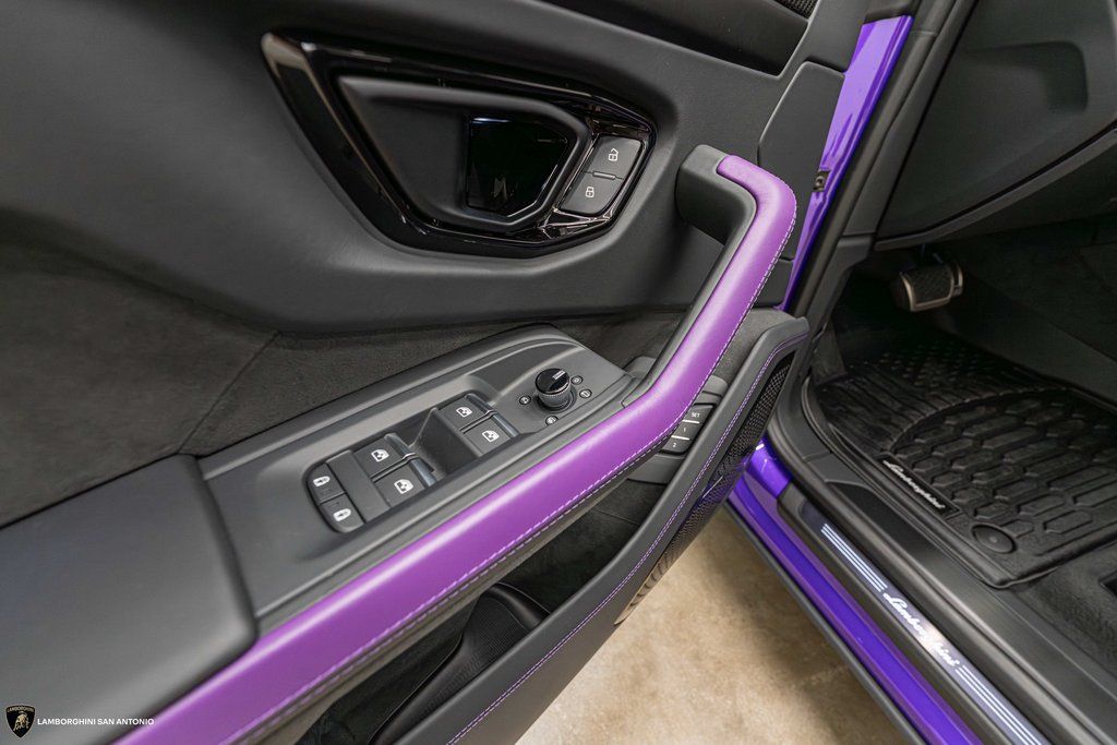 2026 Lamborghini Urus SE - Photo 37