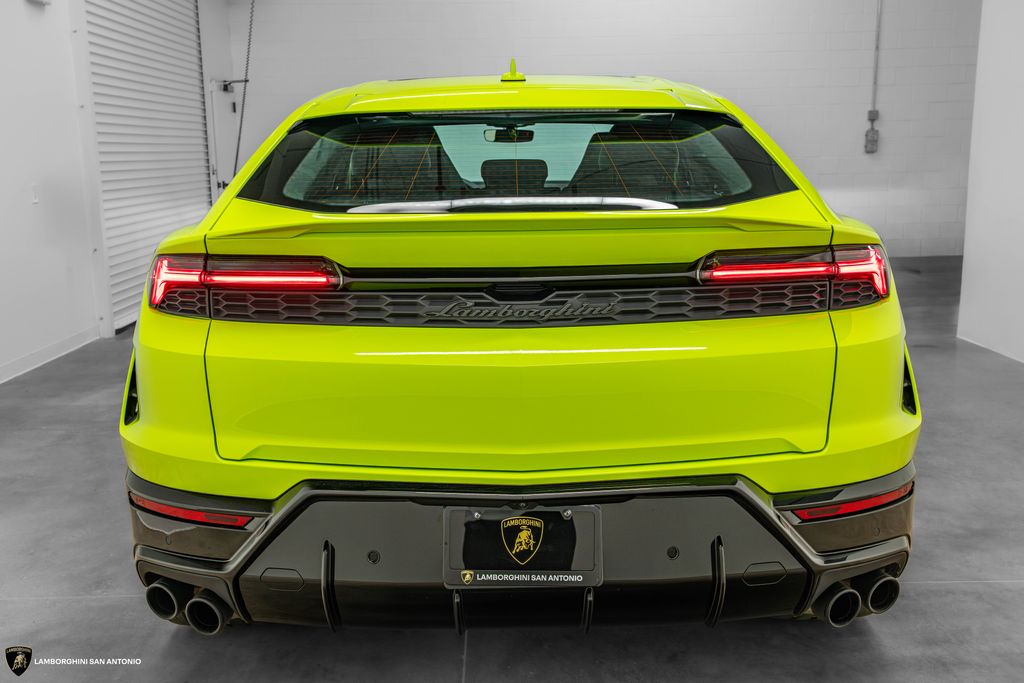 2025 Lamborghini Urus SE - Photo 19