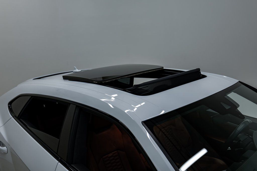 2021 Lamborghini Urus Base - Photo 29