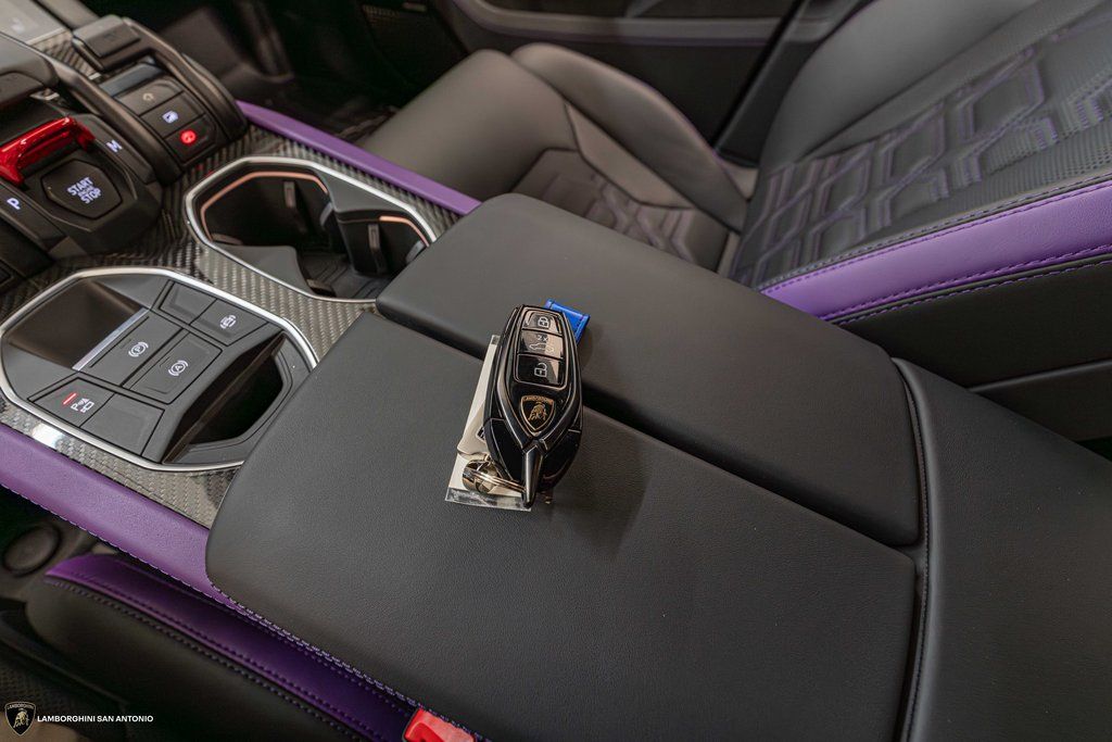 2026 Lamborghini Urus SE - Photo 43