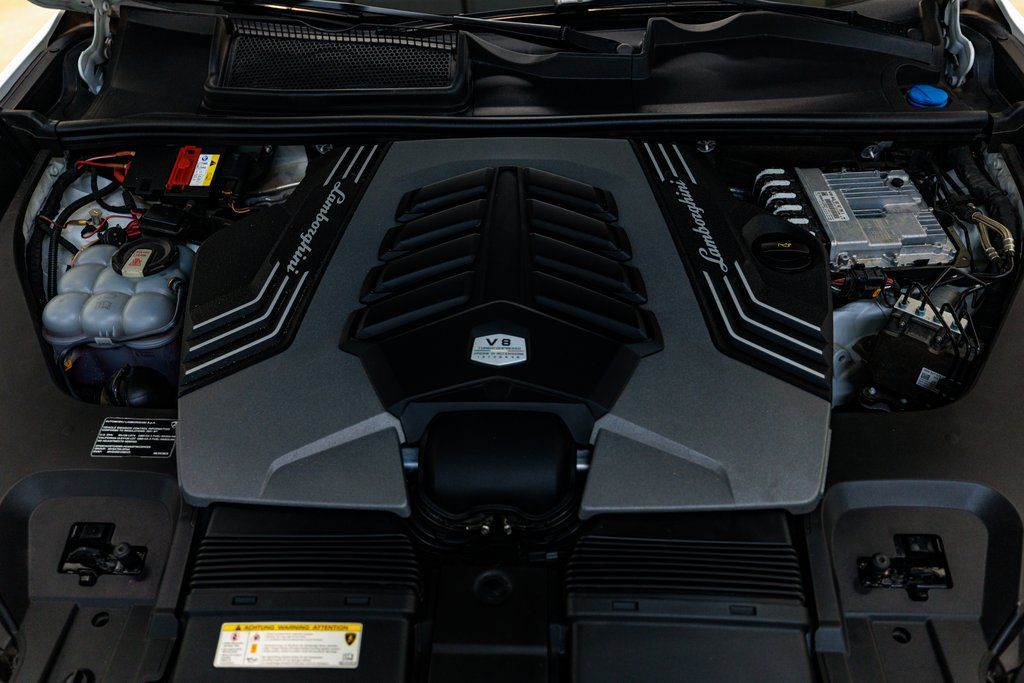 2021 Lamborghini Urus Base - Photo 37