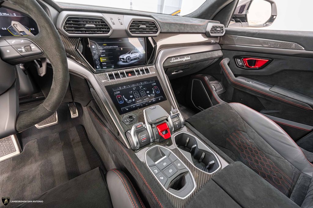 2023 Lamborghini Urus Performante - Photo 50