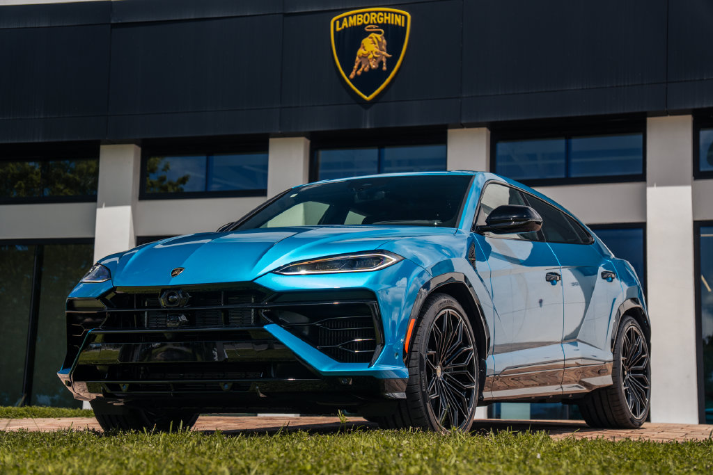 2026 Lamborghini Urus SE SUV