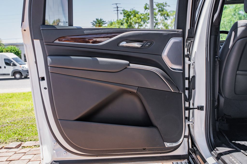 2024 Cadillac Escalade ESV Sport Platinum - Photo 35