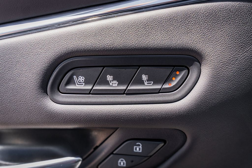 2024 Cadillac Escalade ESV Sport Platinum - Photo 18