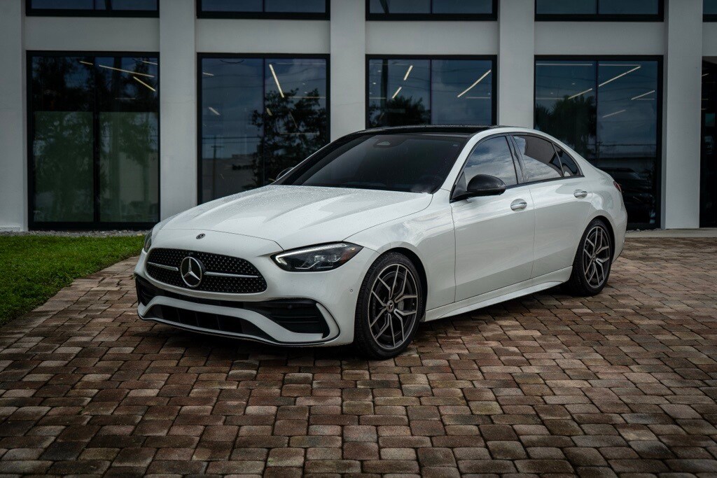 2022 Mercedes Benz C 300 photo 2